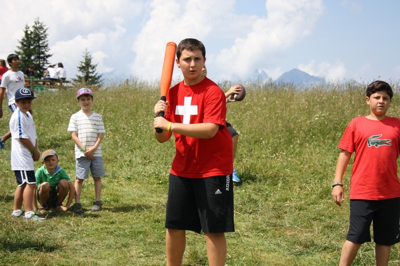 Village Camps International Summer Camp Leysin, Switzerland 2026-08-15 https://www.villagecamps.com/journals_admin/images/694-42-festival friday (76).jpg